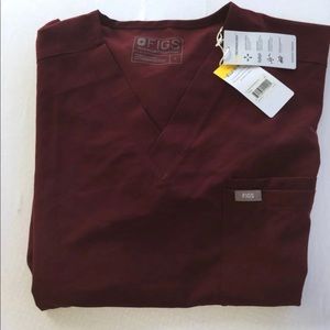 RARE BURGUNDY COLOR!Large FIGS Leon Mens top scrub